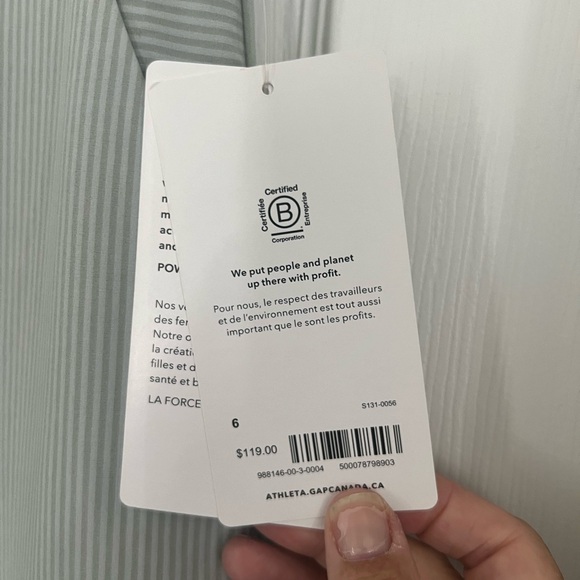 Size 6 athleta joggers - Picture 3 of 4